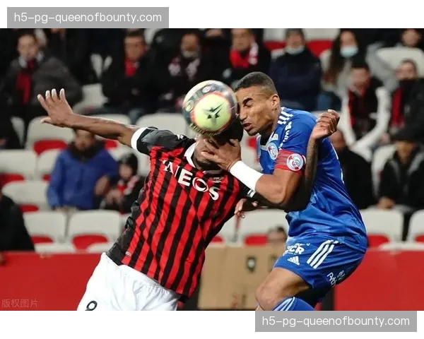 报道：某数据分析公司发布法甲月度报告，揭示控球区域与最终得分关联性