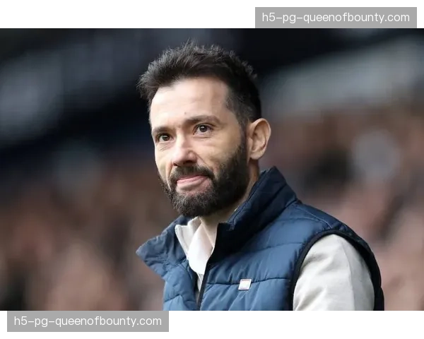 从崩盘到坚守：瓦伦西亚三月至四月战术调整纪实，稳固防守前提下的快速纵深反击