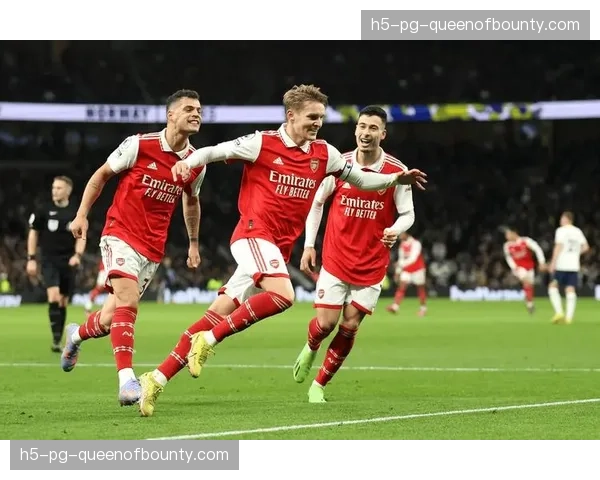 勒沃库森距第四名欧冠区仍有4分差距，每场都是关键战